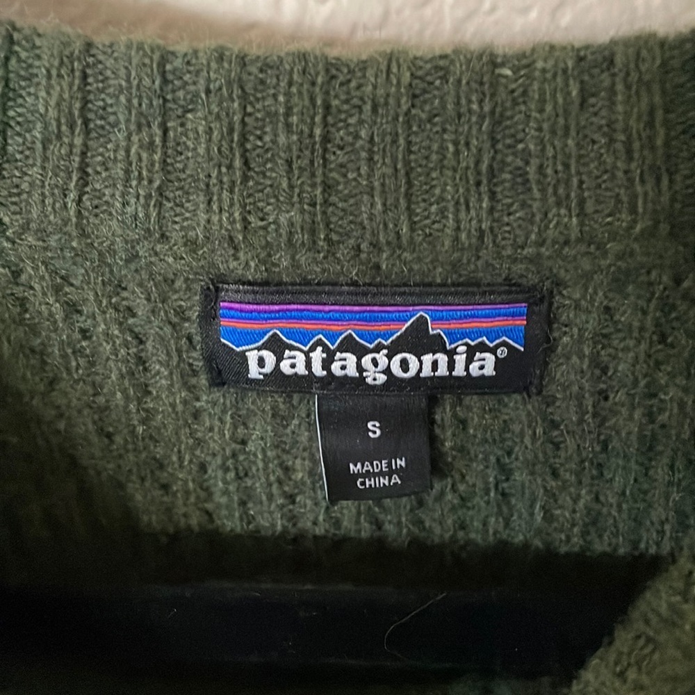 🧥 - Picture 4 of 9